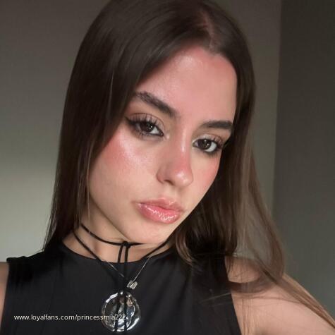 Princess Mia findom’s Official Social Fan Page | LoyalFans