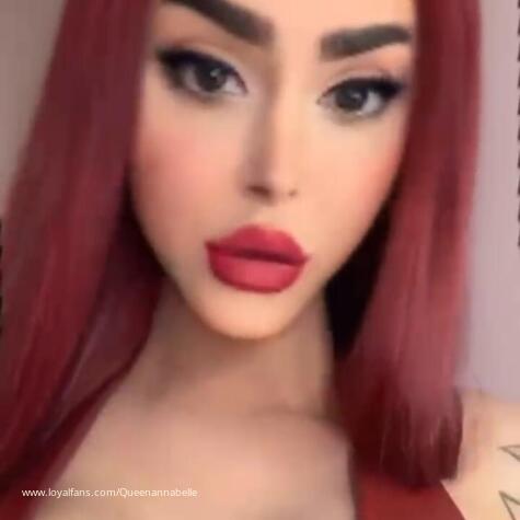 The Queen annabelle avatar