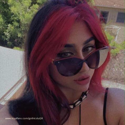 GothGoddessMia avatar