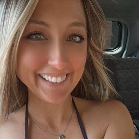 HotMomNextDoor avatar