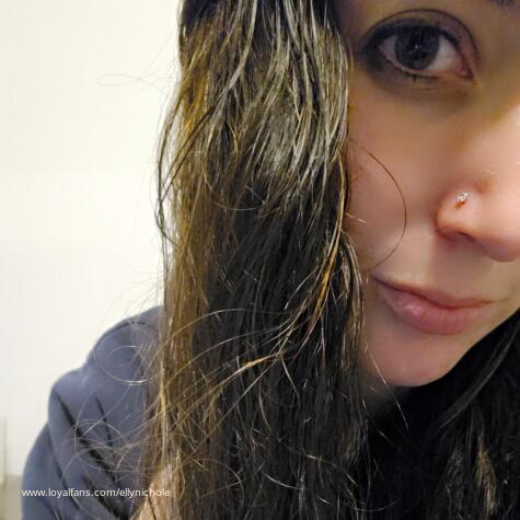 Elly nichole avatar