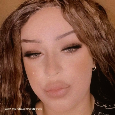 Sophie reed’s Official Social Fan Page LoyalFans