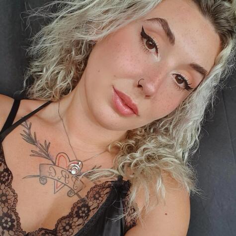 Nina Sunlover avatar