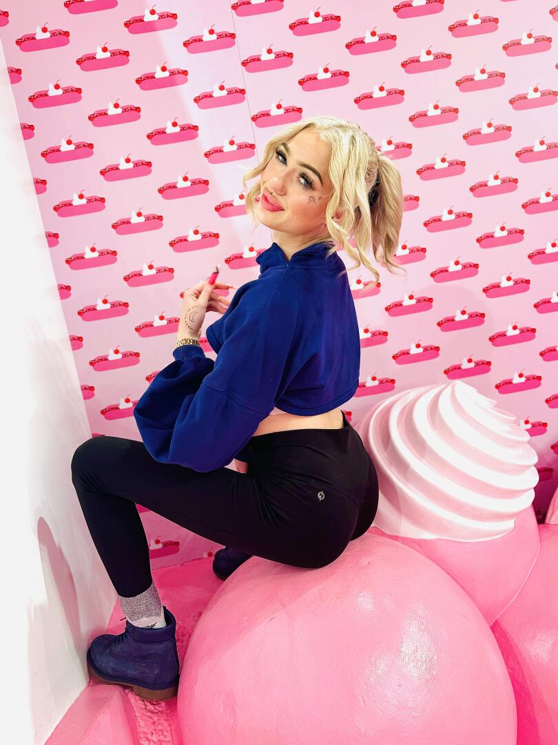 Bunnieeexoxoo's videos and clips | Official account | LoyalFans