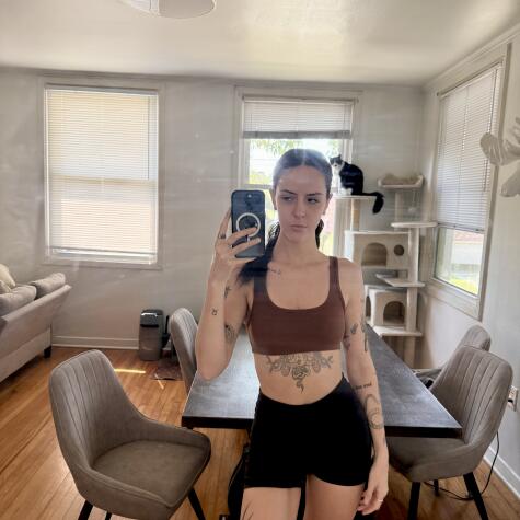viv hampton avatar