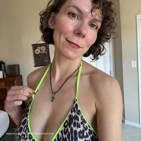 chaoticblossom avatar