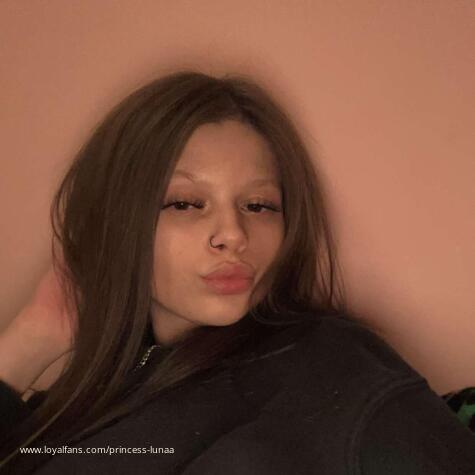 Petite Brat avatar
