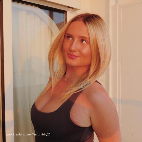 college findom goddess avatar