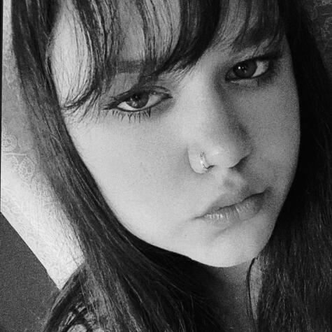 Viviennev1 avatar