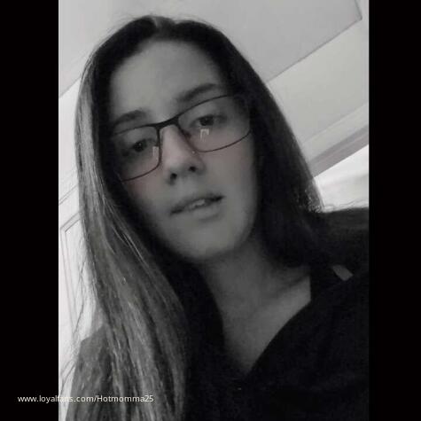 Hotmomma25 avatar