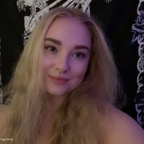 Sapphire Luxe’s Official Social Fan Page | LoyalFans