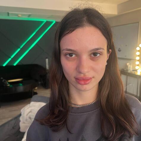 GiaPinky avatar