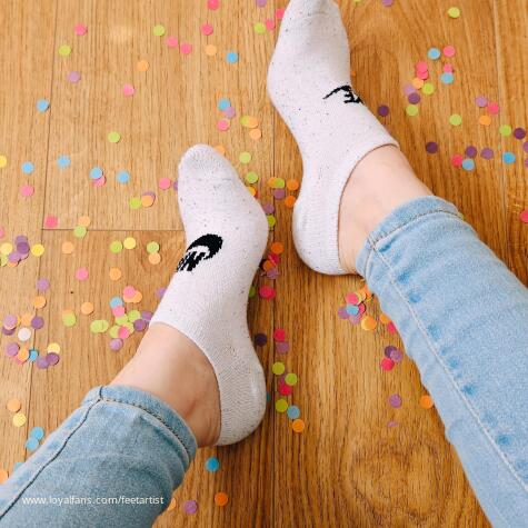 Feet Artist Findom avatar