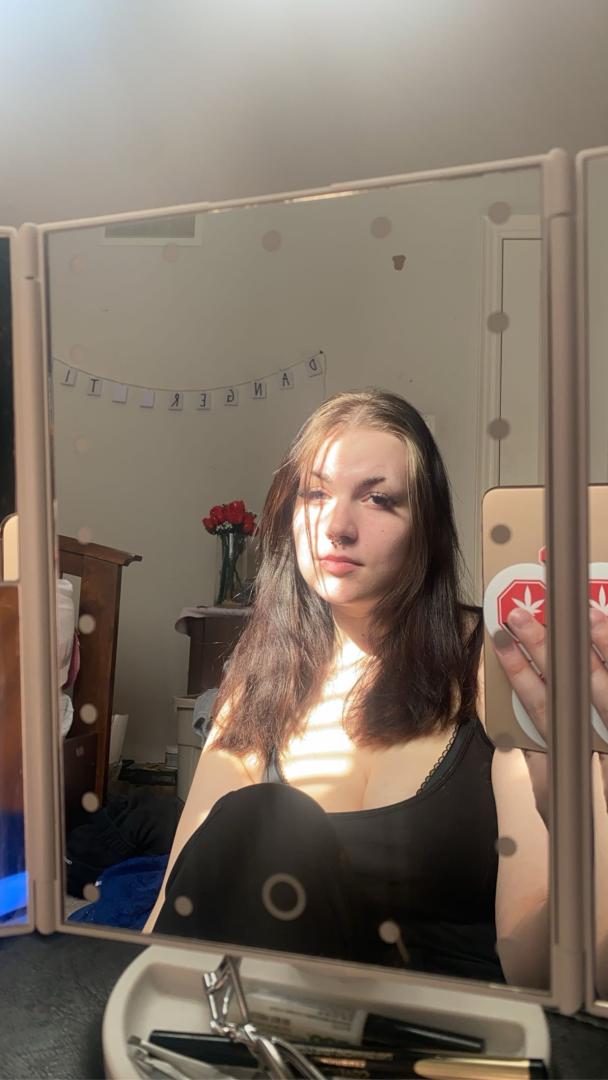 Indicabunni’s Official Social Fan Page LoyalFans