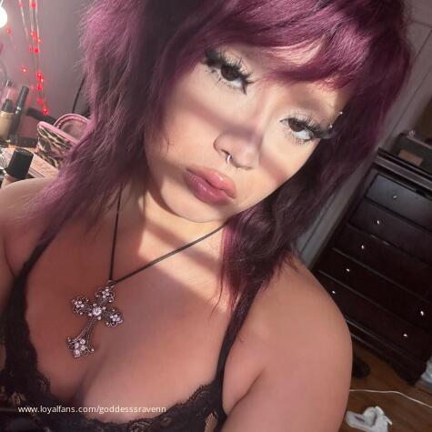 GoddessRaven :) avatar