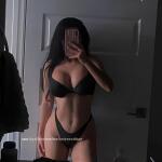 Melanienextdoor avatar