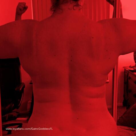 GainsGoddessFL avatar