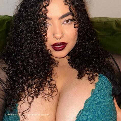 Findom Goddess Phoenixxx avatar