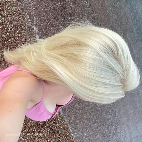 QueenEmilia avatar