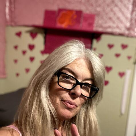 pinkcalimermaid avatar