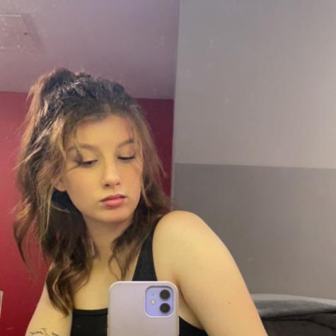 Avery Taylor's videos and clips | Official account | LoyalFans