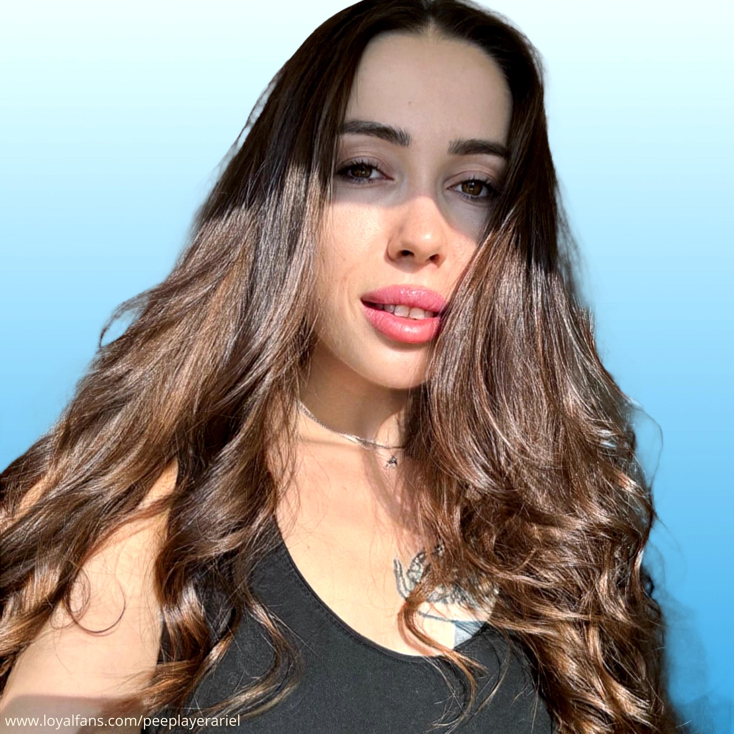 Pee Player Ariel’s Official Social Fan Page | LoyalFans