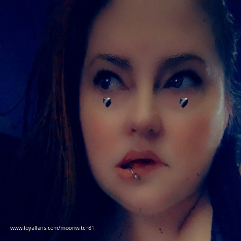 MoonWitch81 avatar