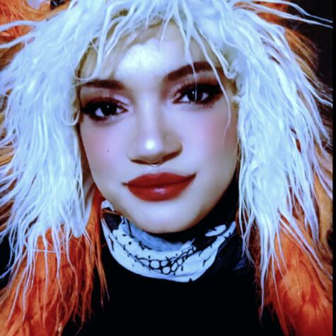 VeronicaVixen84 avatar