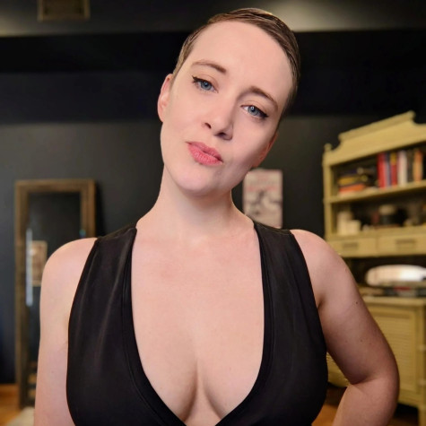 Goddess Maeve Enix Femdom avatar