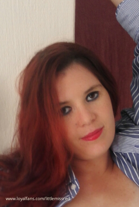 Little Miss Red's videos and clips Official account LoyalFans