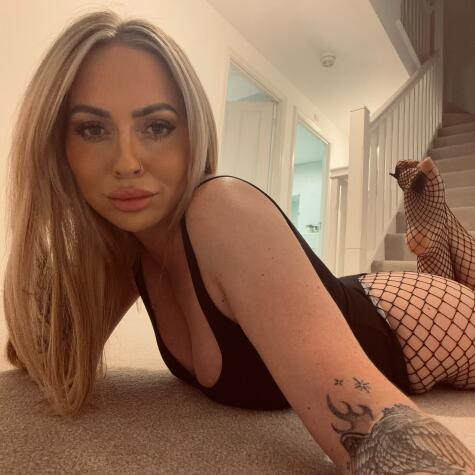 LuxeLilBrat avatar