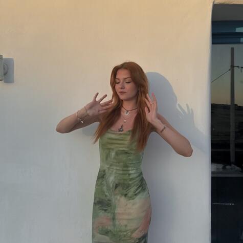 Lila Rosee avatar