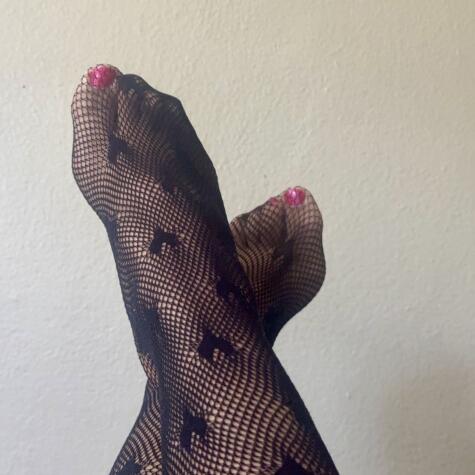 Feetgoddess25 avatar