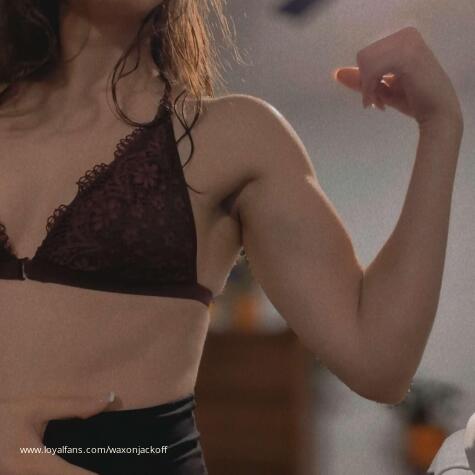 Muscle Mommy Domme avatar