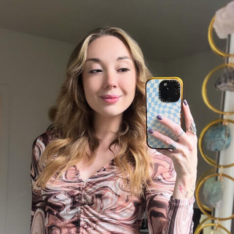 goddesslola1010 avatar