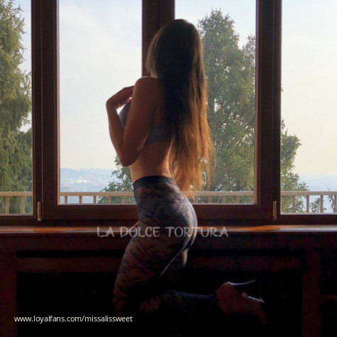 Miss Alis Sweet avatar