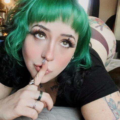 Miiss Triixie avatar