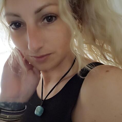GoddessNyphoria avatar
