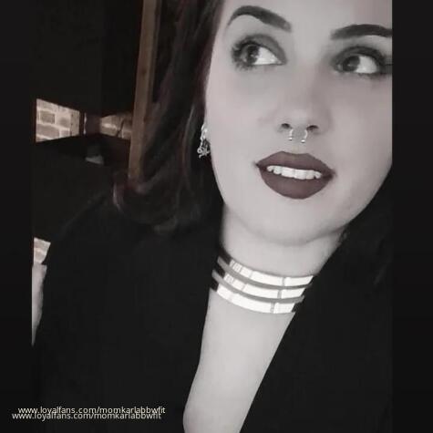 MomKarlaBBWfit avatar