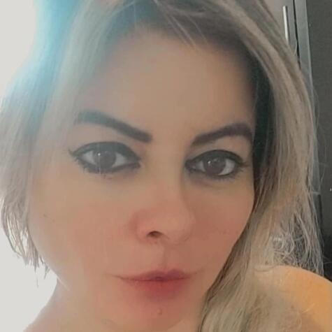 Hotwife Legend avatar