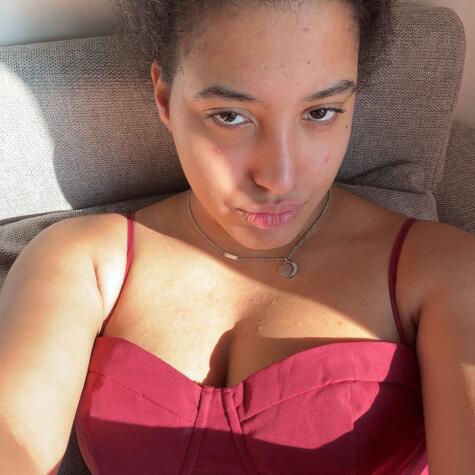 Cece24 avatar