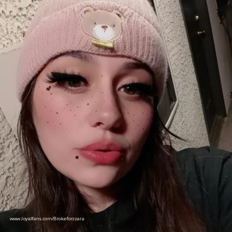 BrattyZzara avatar