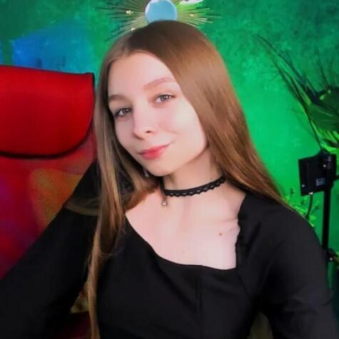 JulieDaniel avatar