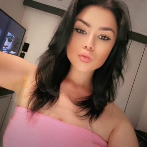 K Noelle avatar