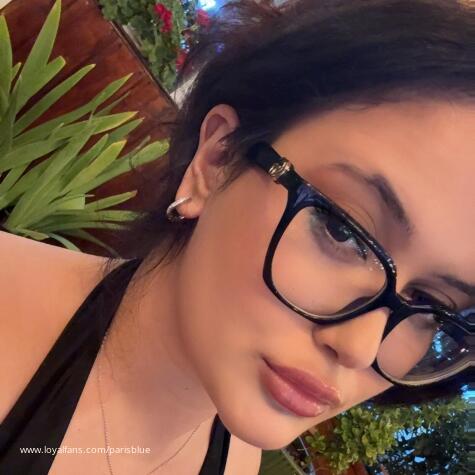 ParisBlue avatar