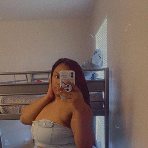SapphireRosee32 avatar
