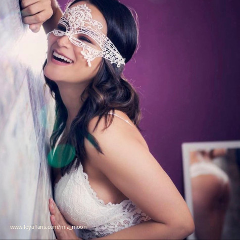 MiaMoon avatar
