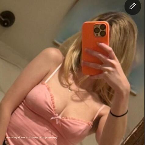 MadisonJamesRey avatar