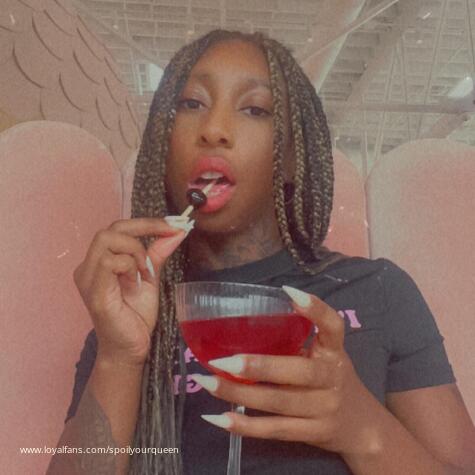 Spoilyourqueen avatar