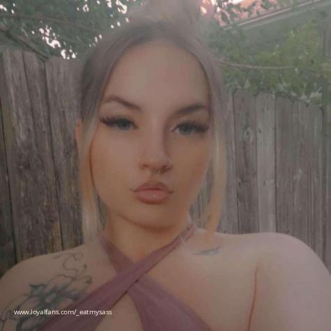 Sending Is The Cure To Your Addiction 🖤 - Mommy Georgia Official Photos